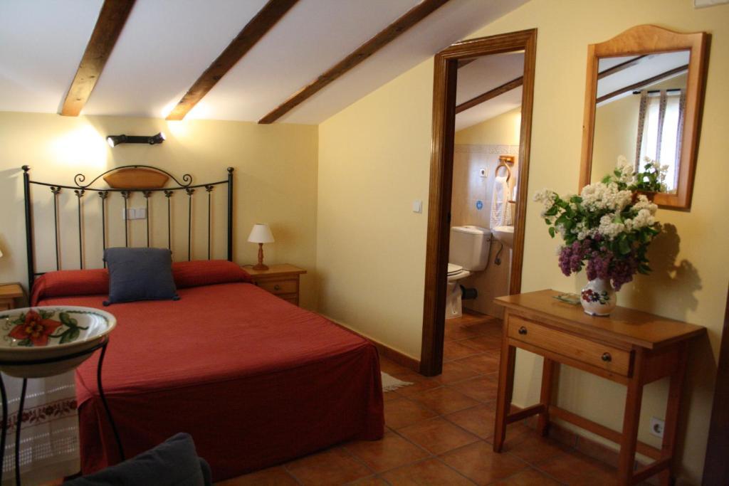 Hostal La Balquina Chinchon Exterior photo